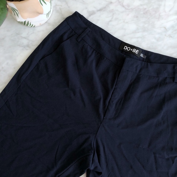 BOGO50% NWOT DO+BE Tapered Leg Trouser with Pearl - Picture 4 of 6